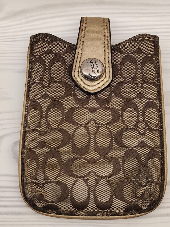 Coach Other - Coach Brown Signature Canvas Card Holder w/ Gold Trim